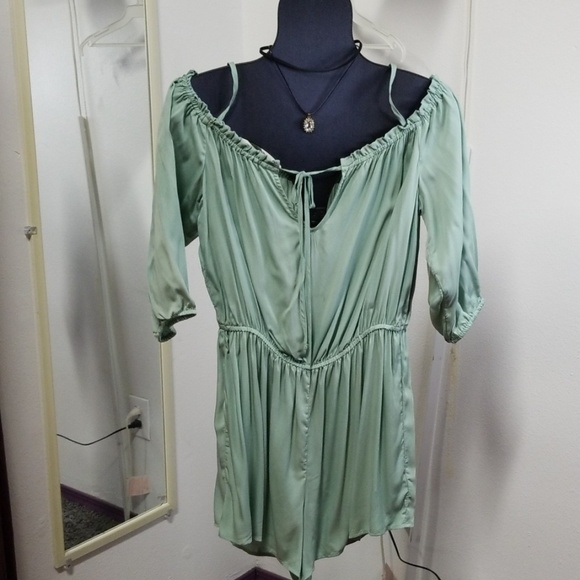 Green romper plus size - Picture 4 of 8